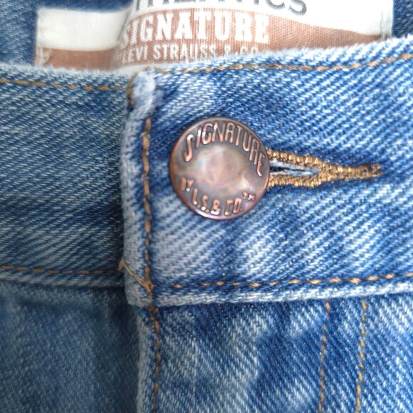 Authentics Signature by Levi Jeans Mens 40x30 Blue Denim Straight Classic Casual - Picture 3 of 11